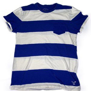 T-Shirt - AEO - Medium